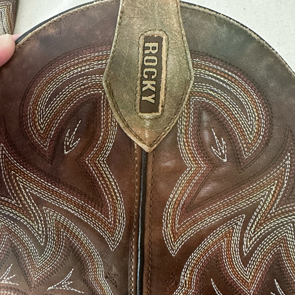 Rocky cowboy boots size 7, medium